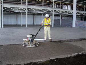 Thi công xoa nền, xoa nền siêu phẳng sàn bê tông